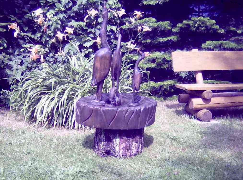 Der Kranichbrunnen - Eine Familie auf dem Nest von siegfried Kümmel