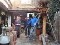Holzarbeiten - Eiche Stamm mit Wurzel   - Bilder von Siegfried Kümmell
